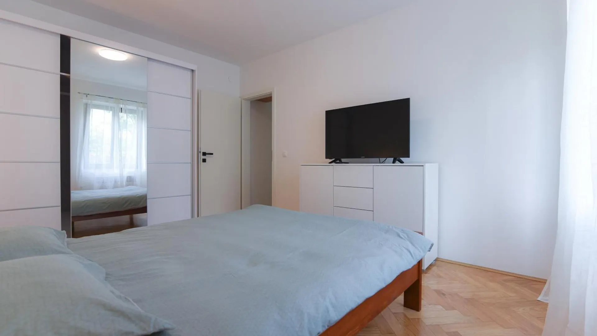 Apartment Apartman Dani Icici